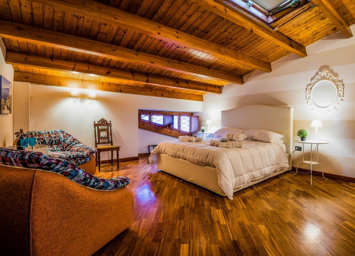 La Casa Di Ilde Al Duomo - Ortigia Holidays Syrakuzy Zewnętrze zdjęcie