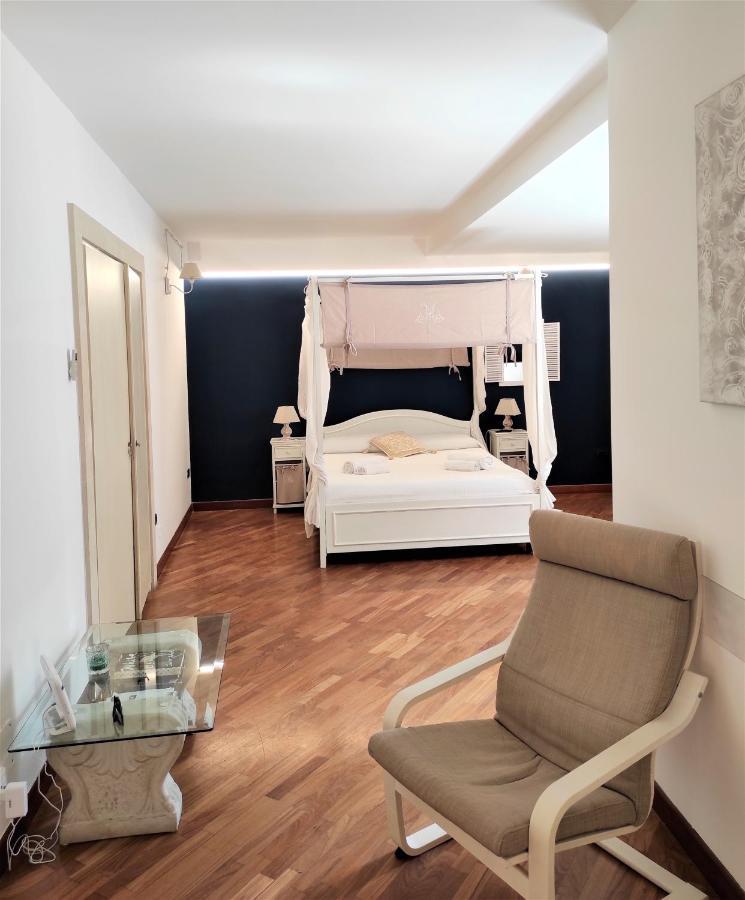 La Casa Di Ilde Al Duomo - Ortigia Holidays Syrakuzy Zewnętrze zdjęcie