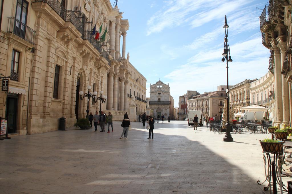 La Casa Di Ilde Al Duomo - Ortigia Holidays Syrakuzy Zewnętrze zdjęcie