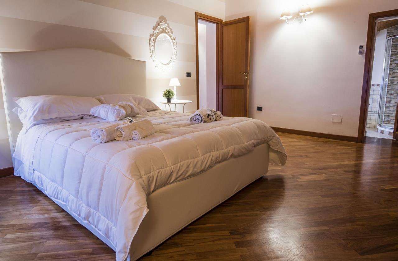 La Casa Di Ilde Al Duomo - Ortigia Holidays Syrakuzy Zewnętrze zdjęcie