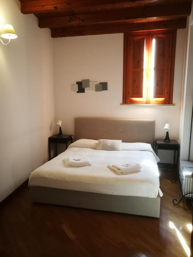 La Casa Di Ilde Al Duomo - Ortigia Holidays Syrakuzy Zewnętrze zdjęcie