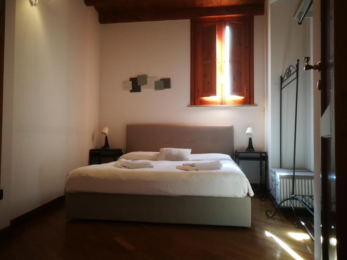 La Casa Di Ilde Al Duomo - Ortigia Holidays Syrakuzy Zewnętrze zdjęcie